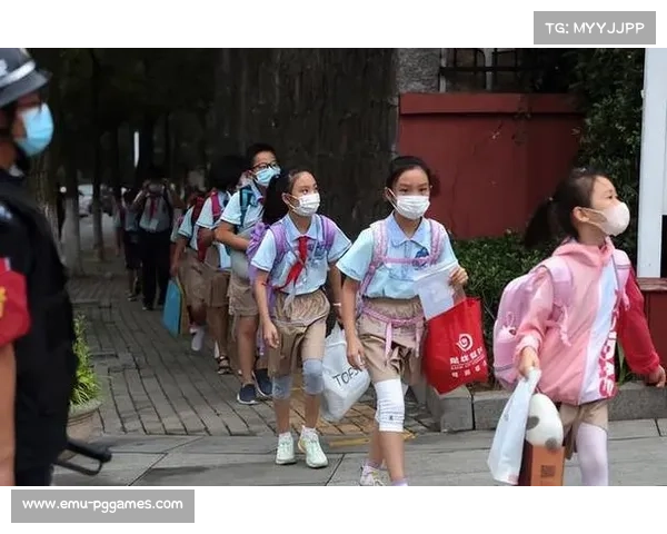 青岛家长联名反对棒球进校园 称占用课后服务时间影响孩子学习 青岛家长联名反对棒球进校园 称占用课后服务时间影响孩子学习